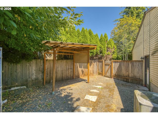 5077 Sw 158TH Ave, Beaverton, OR 97007