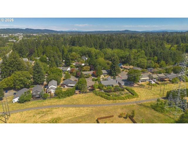 5077 Sw 158TH Ave, Beaverton, OR 97007