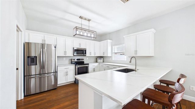 601 19TH STREET NW, Ruskin, FL 33570
