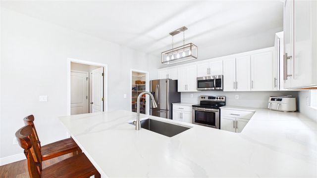 601 19TH STREET NW, Ruskin, FL 33570
