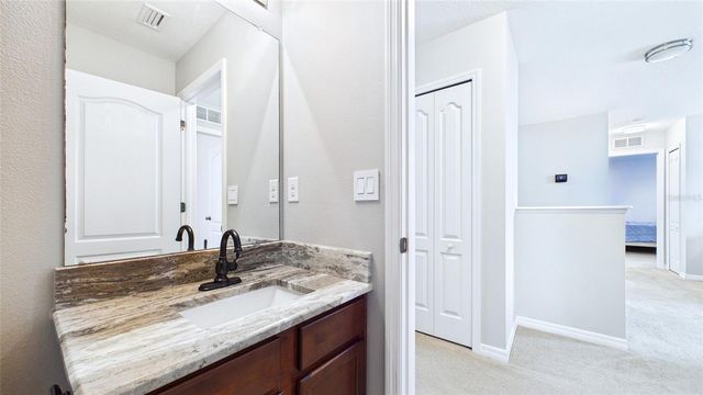 601 19TH STREET NW, Ruskin, FL 33570
