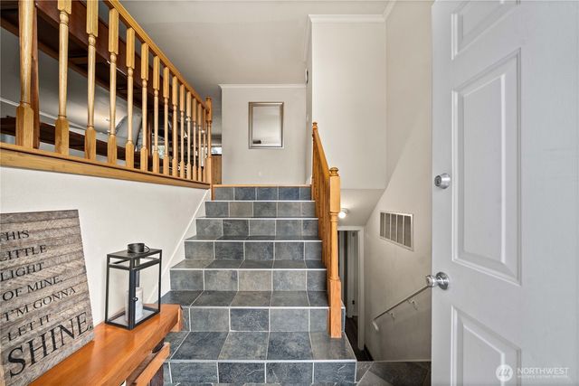 32808 4th Avenue SW, Federal Way, WA 98023