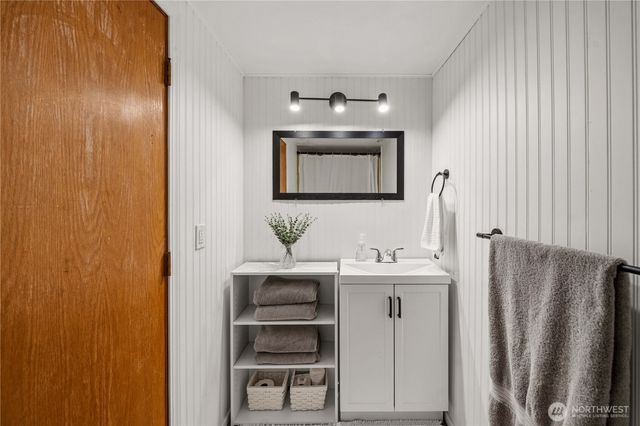 32808 4th Avenue SW, Federal Way, WA 98023