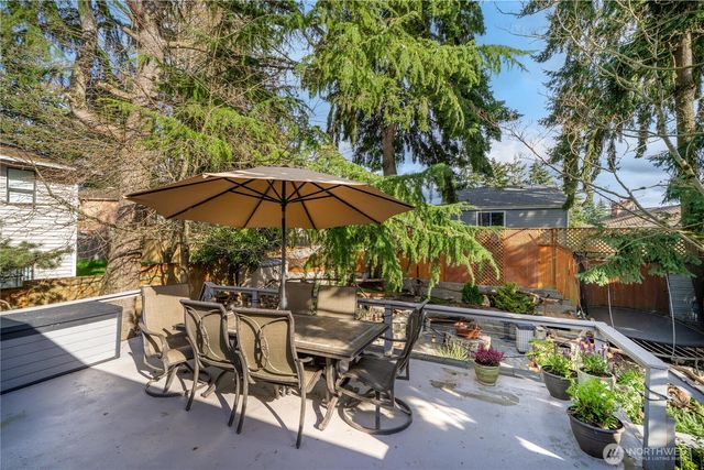 32808 4th Avenue SW, Federal Way, WA 98023