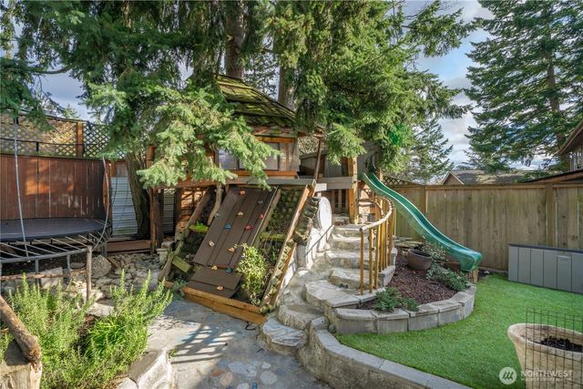 32808 4th Avenue SW, Federal Way, WA 98023