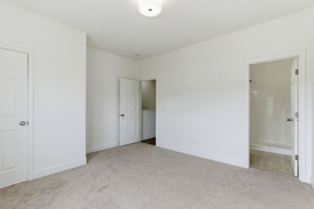 2025 Pinecrest Dr, Nashville, TN 37211