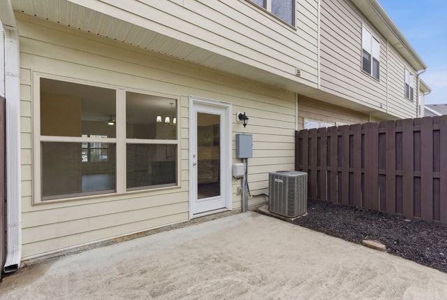 2025 Pinecrest Dr, Nashville, TN 37211