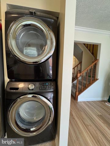 7761 WOLFORD WAY, Lorton, VA 22079