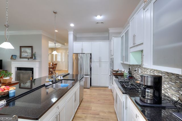 1087 Creekwood Circle, Madison, GA 30650