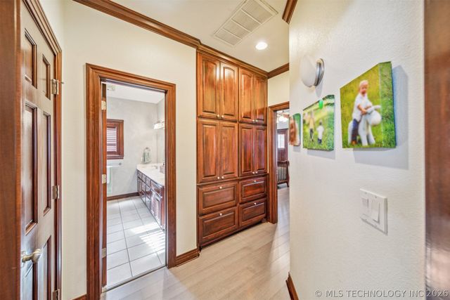 1215 Lyndsey Lane, Pryor, OK 74361