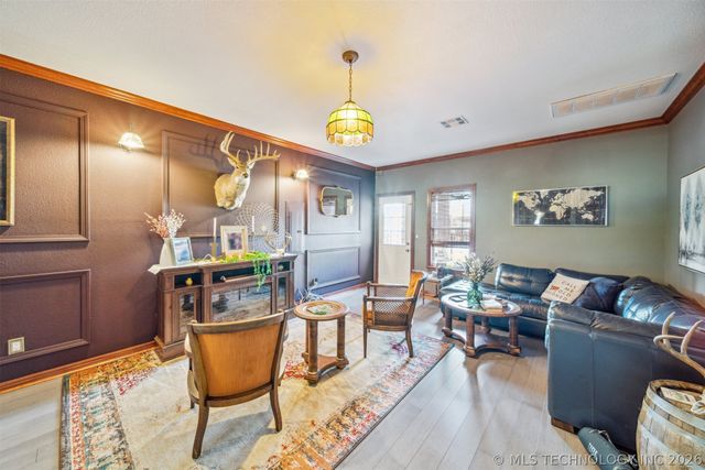 1215 Lyndsey Lane, Pryor, OK 74361