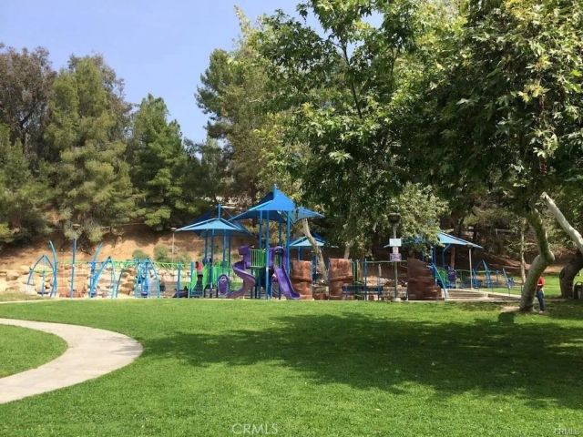 631 San Jose F, Burbank, CA 91501