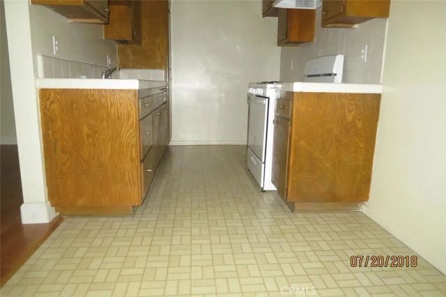 631 San Jose F, Burbank, CA 91501