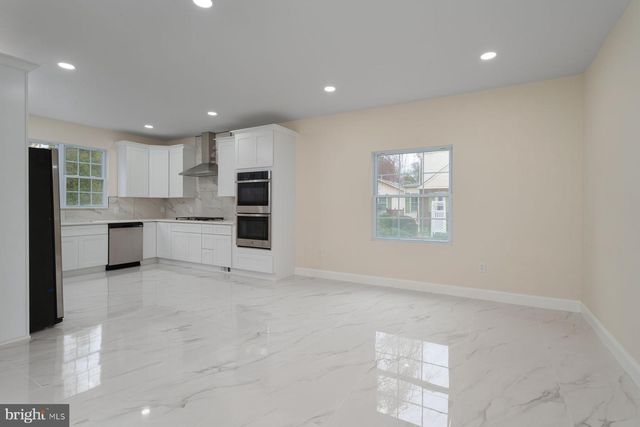 237 VARSITY AVE, Princeton, NJ 08540
