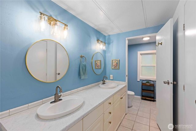 11811 NE Jefferson Point Road, Kingston, WA 98346