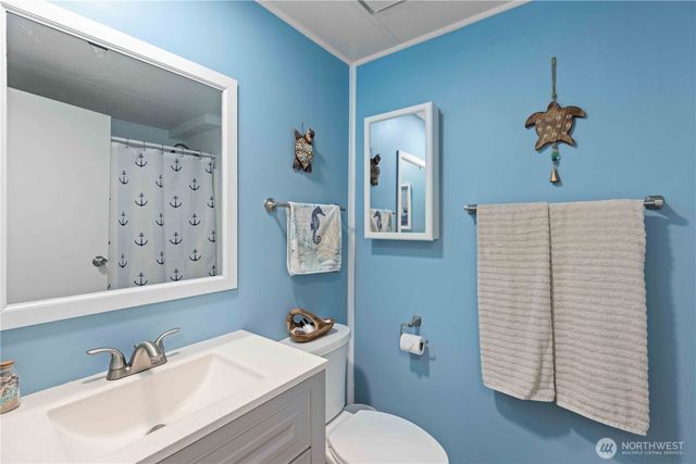 11811 NE Jefferson Point Road, Kingston, WA 98346