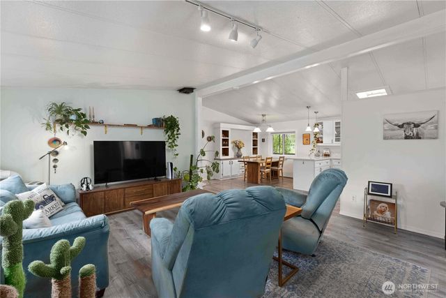11811 NE Jefferson Point Road, Kingston, WA 98346