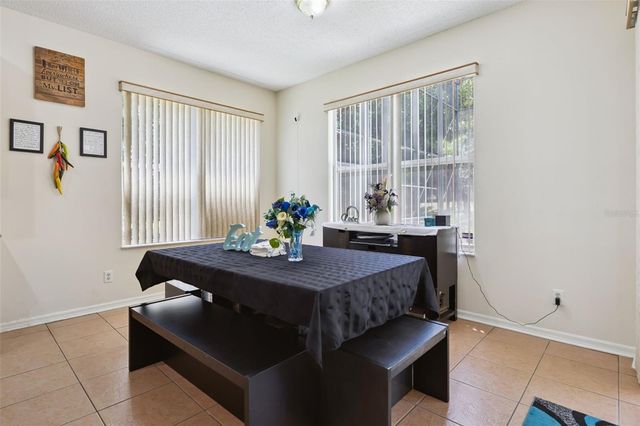 1603 JOHNS COVE LN, Oakland, FL 34787