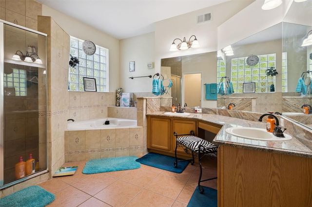 1603 JOHNS COVE LN, Oakland, FL 34787