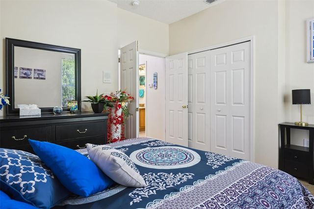 1603 JOHNS COVE LN, Oakland, FL 34787