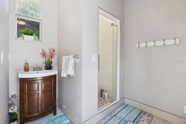 1603 JOHNS COVE LN, Oakland, FL 34787