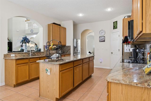 1603 JOHNS COVE LN, Oakland, FL 34787