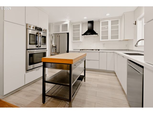 1747 Se 60TH Ave, Hillsboro, OR 97123