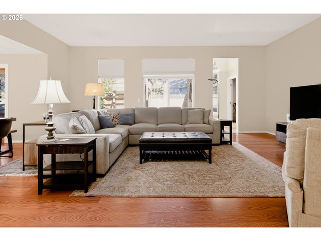 1747 Se 60TH Ave, Hillsboro, OR 97123
