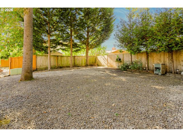1747 Se 60TH Ave, Hillsboro, OR 97123