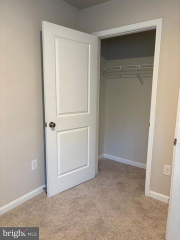 410 MAPLE RUN DR, York, PA 17404