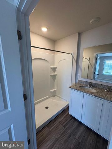 410 MAPLE RUN DR, York, PA 17404