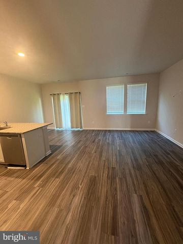410 MAPLE RUN DR, York, PA 17404
