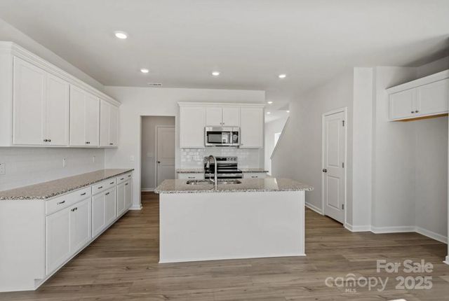 2716 Lehigh Road, Charlotte, NC 28208