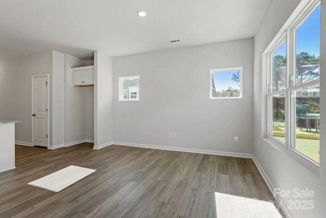 2716 Lehigh Road, Charlotte, NC 28208