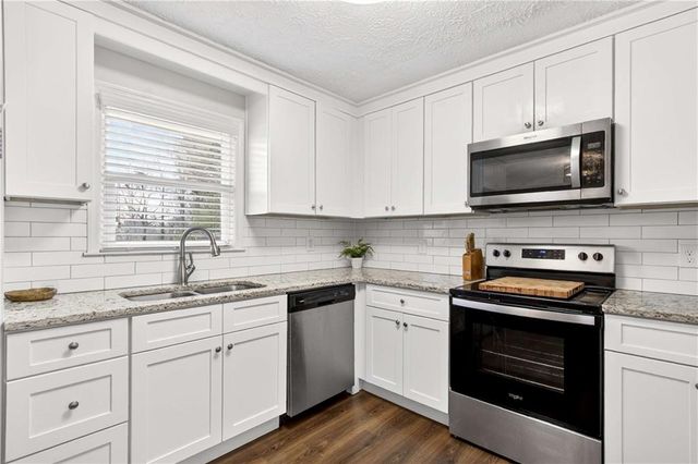 4539 Cheeley Drive, Sugar Hill, GA 30518