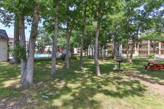 800 Bearses Way APT 4EH, Hyannis, MA 02601
