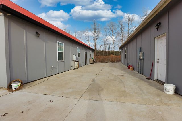 1170 Airport Rd., Loris, SC 29569