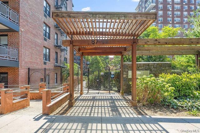 87-10 51 Avenue 4R, Elmhurst, NY 11373