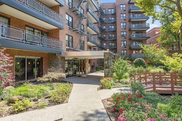 87-10 51 Avenue 4R, Elmhurst, NY 11373