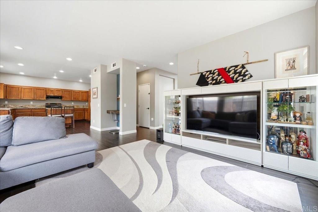Image 10 of property listing at 39513 Tangletree Way, Murrieta, CA 92563