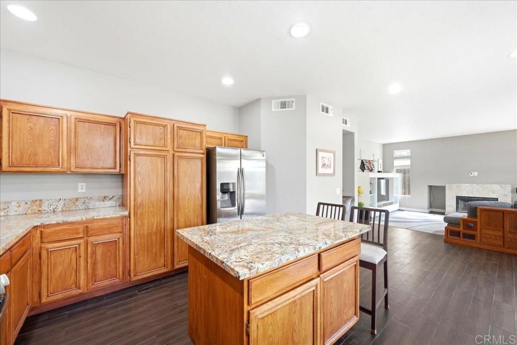 Image 16 of property listing at 39513 Tangletree Way, Murrieta, CA 92563