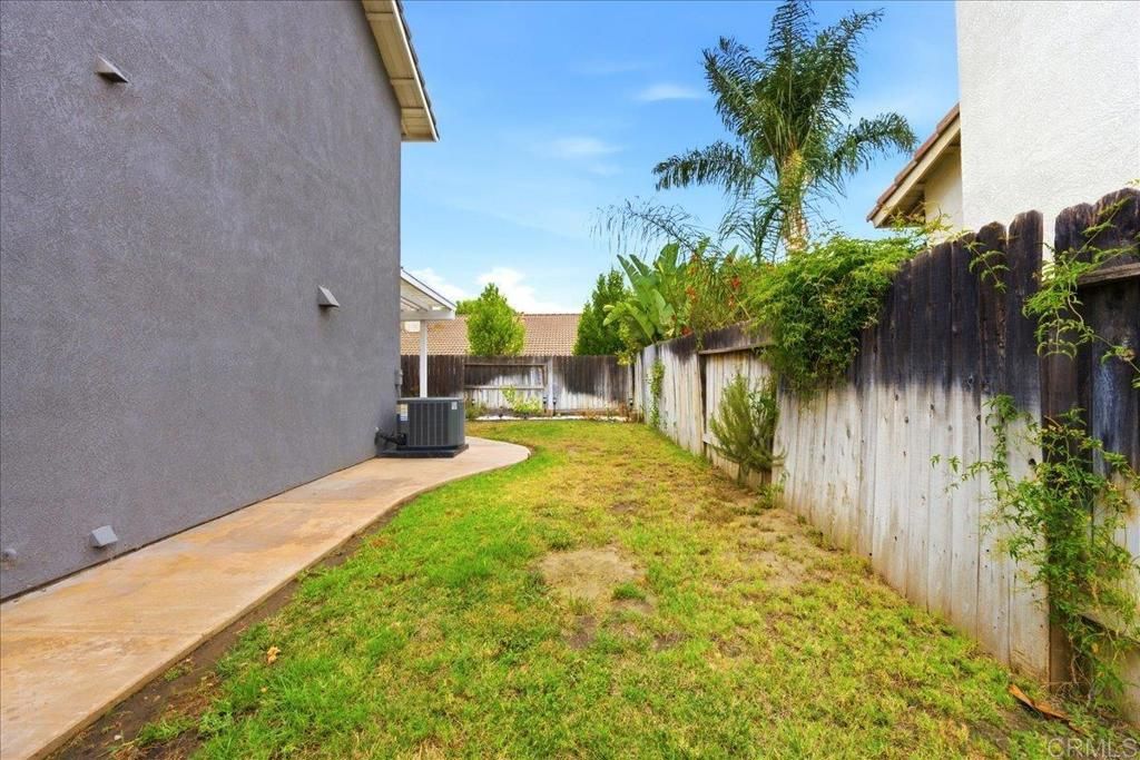 Image 43 of property listing at 39513 Tangletree Way, Murrieta, CA 92563