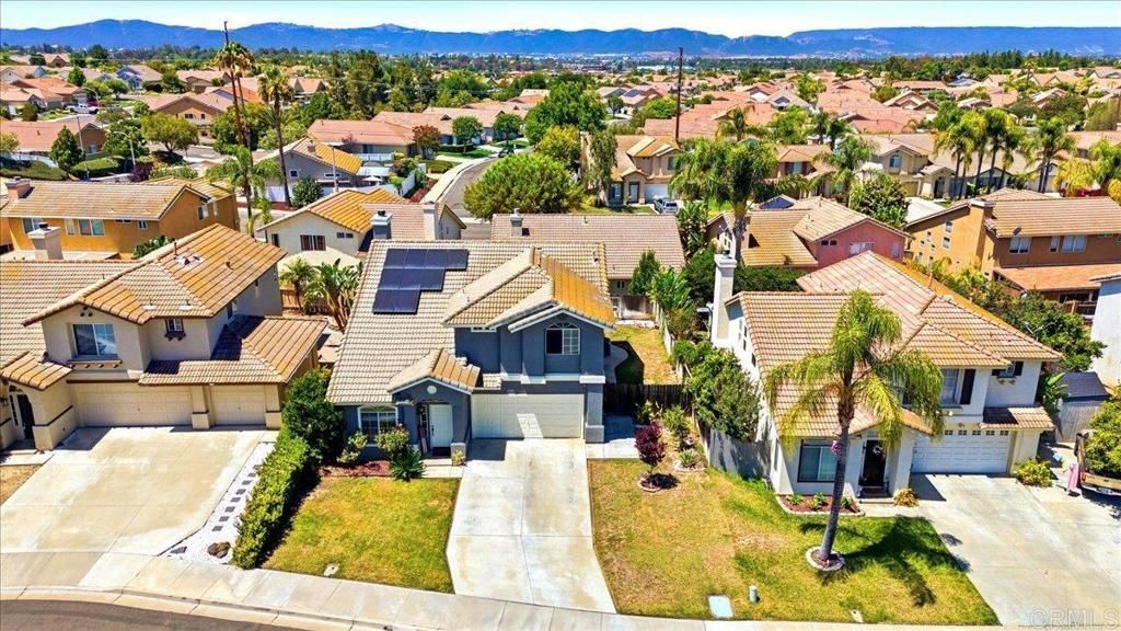 Image 51 of property listing at 39513 Tangletree Way, Murrieta, CA 92563