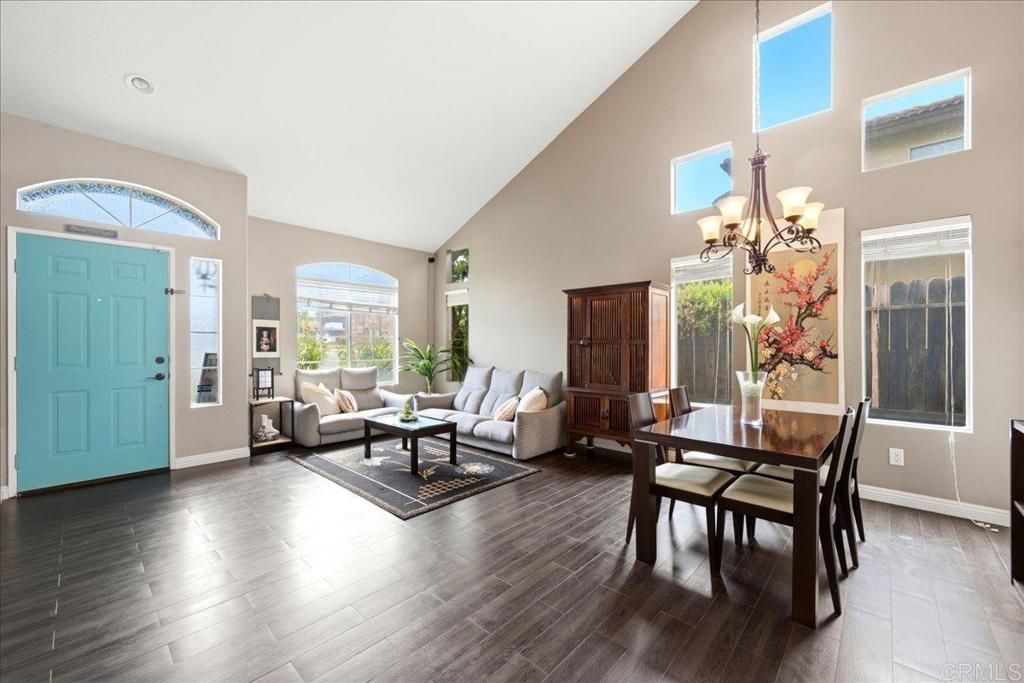 Image 6 of property listing at 39513 Tangletree Way, Murrieta, CA 92563