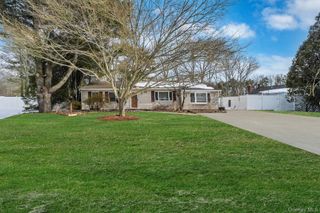 3 Timber Trail Lane, Medford, NY 11763