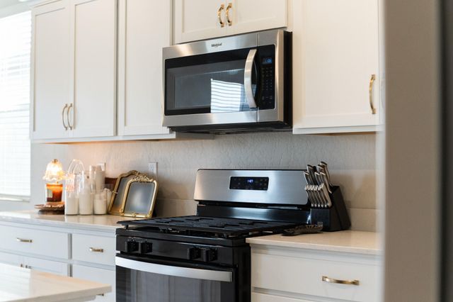 1738 Justice Avenue, Tulare, CA 93274