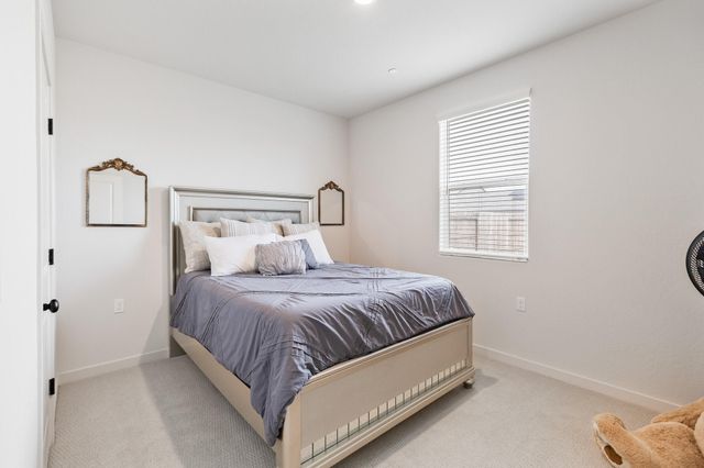 1738 Justice Avenue, Tulare, CA 93274