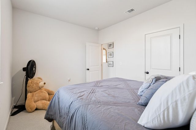 1738 Justice Avenue, Tulare, CA 93274