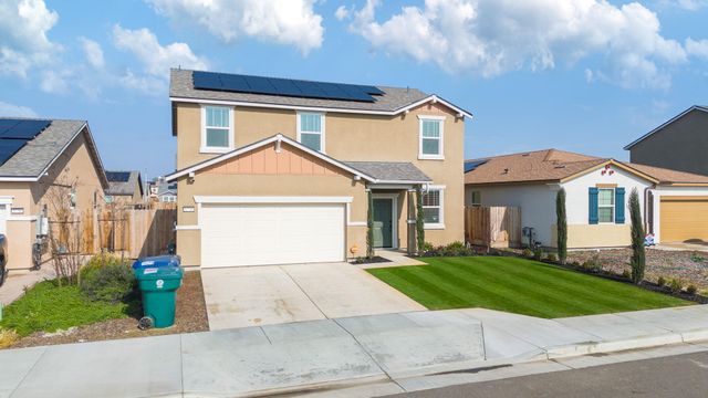 1738 Justice Avenue, Tulare, CA 93274