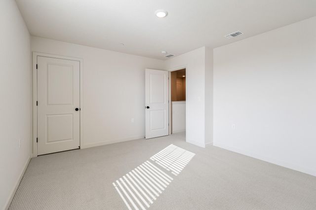 1738 Justice Avenue, Tulare, CA 93274